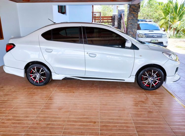 Mitsubishi Attrage 2020 1.2 GLX Sedan เบนซิน ไม่ติดแก๊ส เกียร์อัตโนมัติ ขาว รูปที่ 2