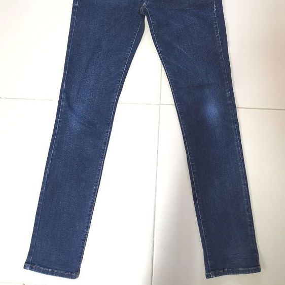 ขายถูก​ค่ะ​ กางเกงยีนส์​แบรนด์​ GUESS​ มือ​ 2 รูปที่ 14