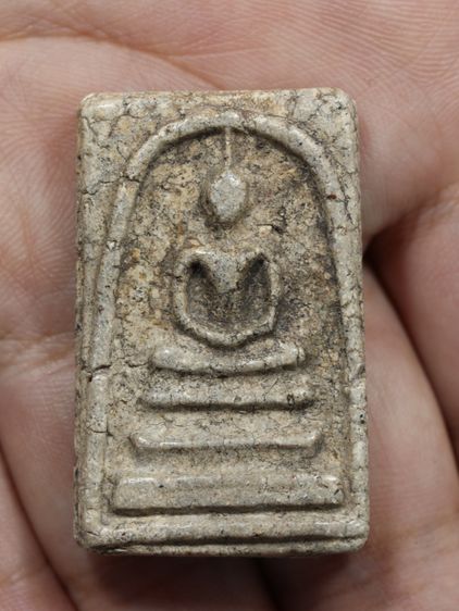 รหัส 324 - พระสมเด็จพิมพ์ใหญ่ วัดระฆังโฆสิตาราม สภาพสวยสมบูรณ์ มวลสารชัดเจน รับประกันตรงปกตามรูปภาพค่ะ จากหีบโบราณ” โทร 0933253888 รูปที่ 5