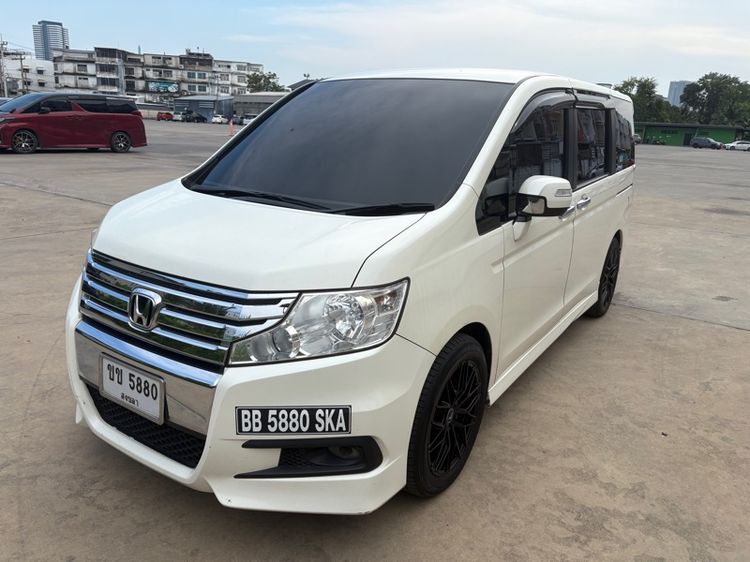 Honda Stepwagon 2012 2.0 Spada EL Van เบนซิน ไม่ติดแก๊ส เกียร์อัตโนมัติ ขาว รูปที่ 2