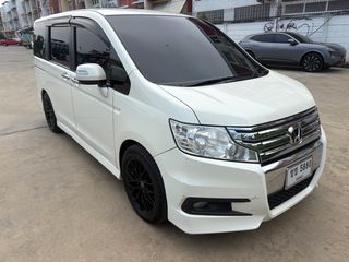 2012 honda stepwagon