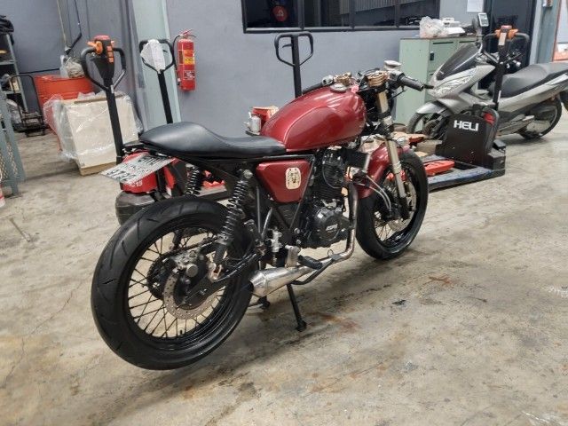 ขายมอเตอร์ไซค์ GPX legend 200 ราคา16500บ. เอกสารครบพร้อมโอน โทร 061-194-5257 รูปที่ 4