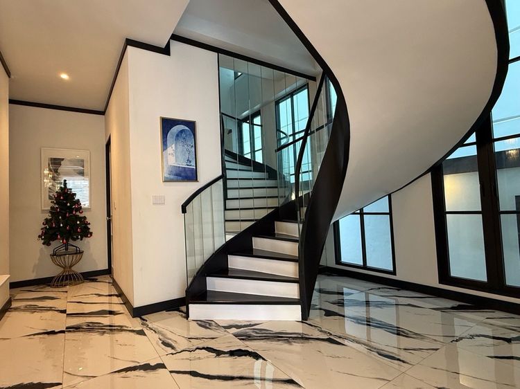 มีบางส่วน ให้เช่า ขายบ้านเดี่ยวสุดหรู 4 ชั้น Maison Blanche Sukhumvit 67 ทำเลใจกลางเมือง 7 นาทีถึง BTS พระโขนง รูปที่ 3