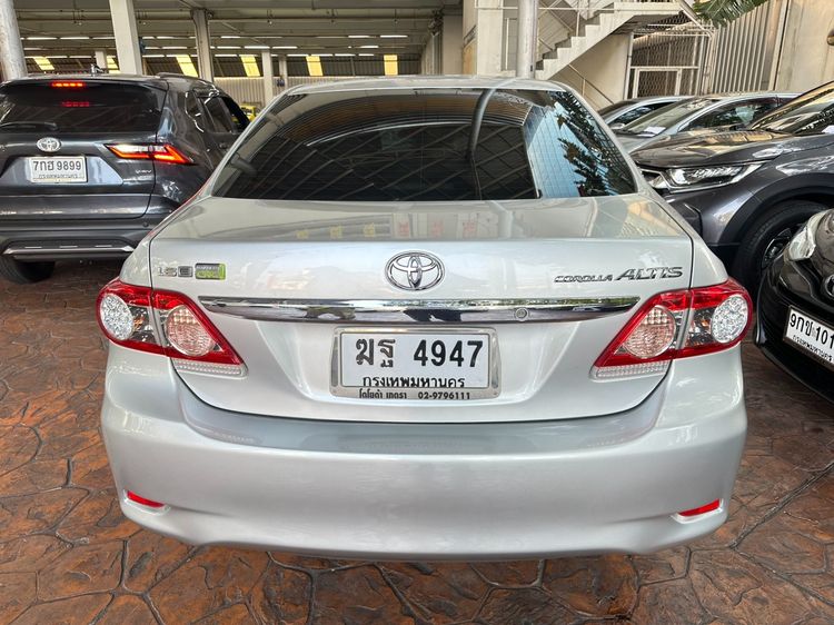 Toyota Corolla 2012 1.6 Sedan เบนซิน NGV เกียร์อัตโนมัติ เทา รูปที่ 4