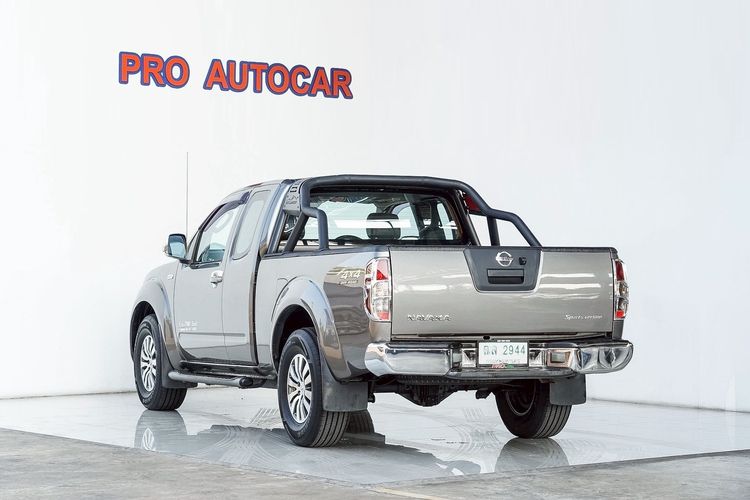 Nissan Navara 2012 2.5 Calibre LE Pickup ดีเซล ไม่ติดแก๊ส เกียร์ธรรมดา น้ำตาล รูปที่ 4