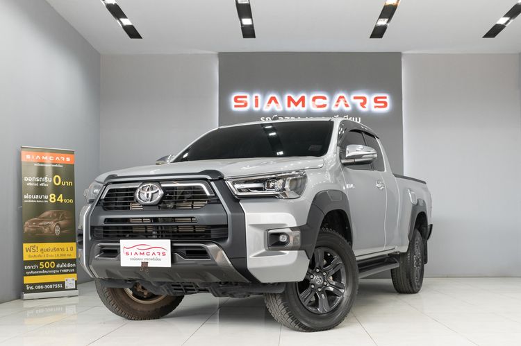 รถ Toyota Hilux Revo 2.4 Prerunner E สี เทา