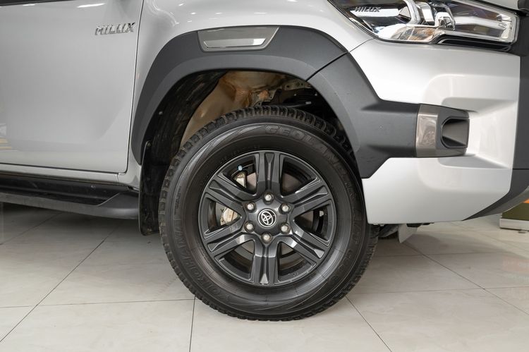 Toyota Hilux Revo 2025 2.4 Prerunner E Pickup ดีเซล ไม่ติดแก๊ส เกียร์ธรรมดา เทา รูปที่ 4