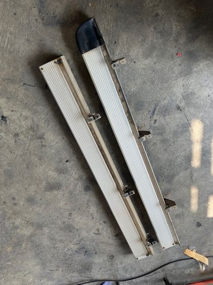 บันไดข้างถอดแท้ ราคามิตรภาพ