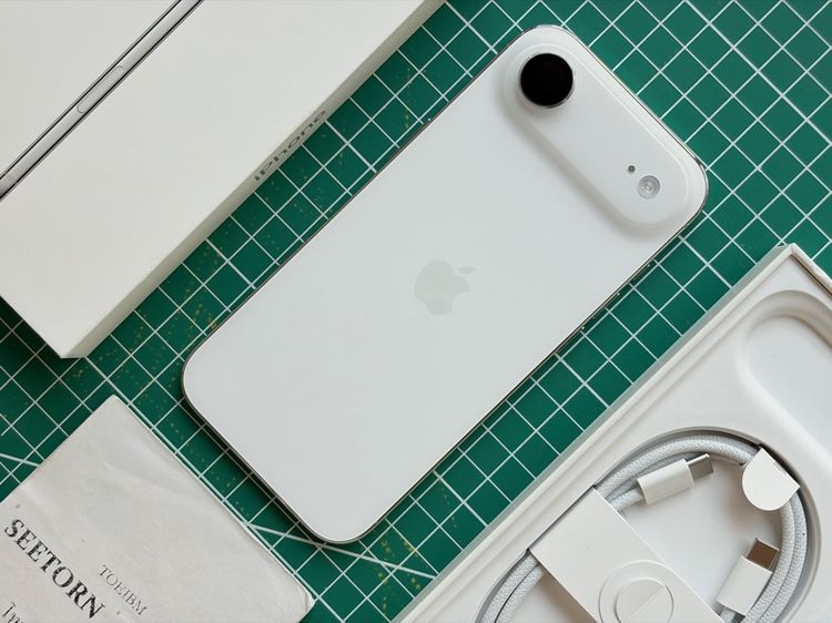 iPhone Air 256GB สีขาว อายุเดือนเดียว รูปที่ 2