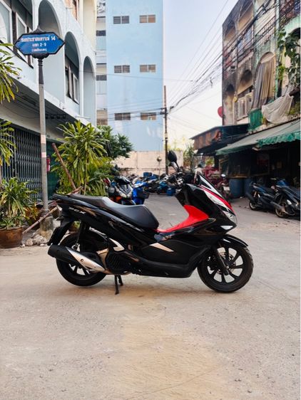 ขายรถมอเตอร์ไซค์pcx150 รูปที่ 3