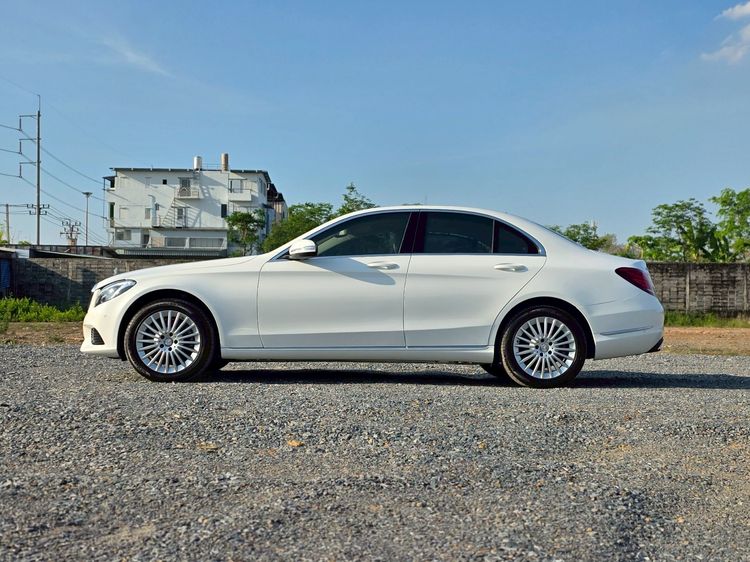 Mercedes-Benz C-Class 2016 C300 Sedan ไฮบริด ไม่ติดแก๊ส เกียร์อัตโนมัติ ขาว รูปที่ 3