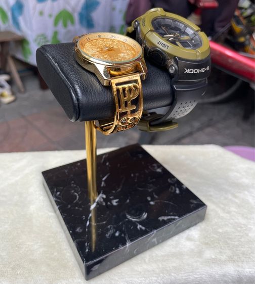 ที่วางโชว์(จัดเก็บ)นาฬิกา ที่วางหนังแท้ ฐานหินอ่อนสีดำ Black Marble Base Watch Stand รูปที่ 7