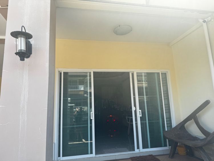 ตกแต่งครบ 2013 บ้านพร้อมอยู่ บิ้วอินทั้งหลัง ทำเลดี เงียบสงบ ใก้ลเซ็นทรัลหาดใหญ่  น้ำไม่ท่วม รูปที่ 2