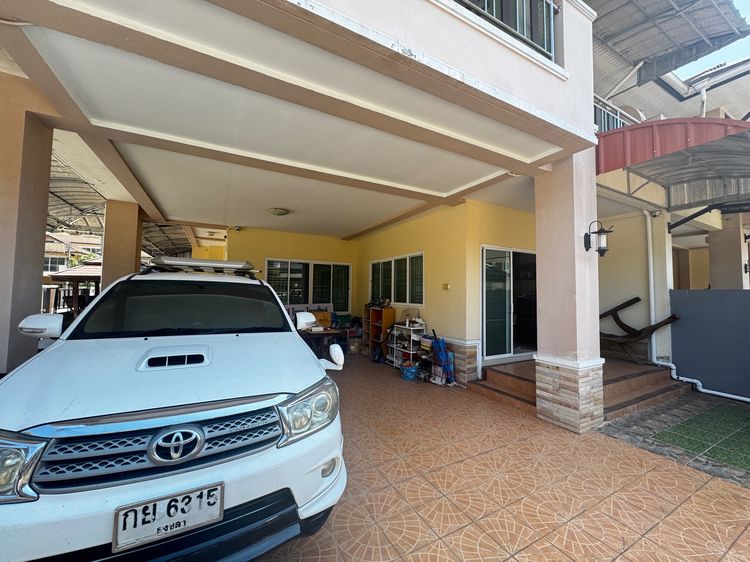 ตกแต่งครบ 2013 บ้านพร้อมอยู่ บิ้วอินทั้งหลัง ทำเลดี เงียบสงบ ใก้ลเซ็นทรัลหาดใหญ่  น้ำไม่ท่วม รูปที่ 3