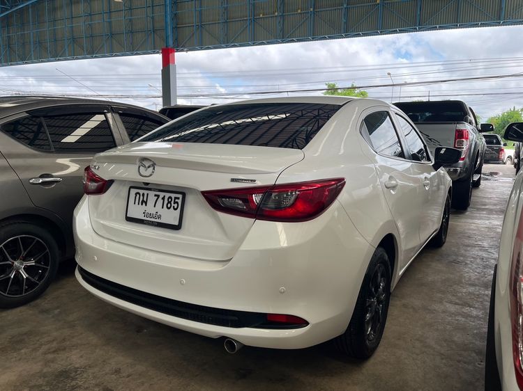 Mazda Mazda 2 2021 1.3 Skyactiv-G S Leather Sedan Sedan เบนซิน ไม่ติดแก๊ส เกียร์อัตโนมัติ ขาว รูปที่ 2