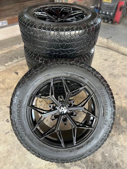 ล้อV rock ขอบ18 ใหม่แกะกล่อง แถมยางมือ2 Hankook ติดไว้ใช้งาน