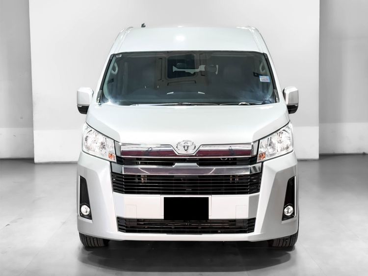 Toyota Commuter 2020 2.8 Van ดีเซล ไม่ติดแก๊ส เกียร์อัตโนมัติ บรอนซ์เงิน รูปที่ 2