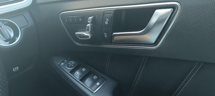 Mercedes-Benz E-Class 2015 E300 Sedan ดีเซล เกียร์อัตโนมัติ เทา รูปที่ 4