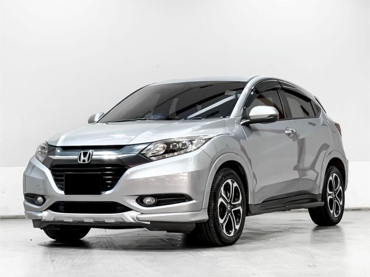 รถ Honda HR-V 1.8 E สี บรอนซ์เงิน