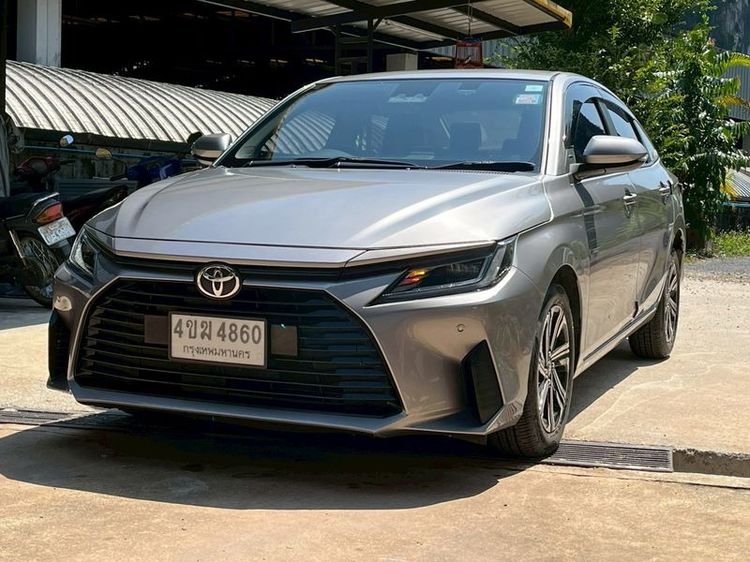 Toyota Yaris ATIV 2023 1.2 Smart Sedan เบนซิน ไม่ติดแก๊ส เกียร์อัตโนมัติ เทา