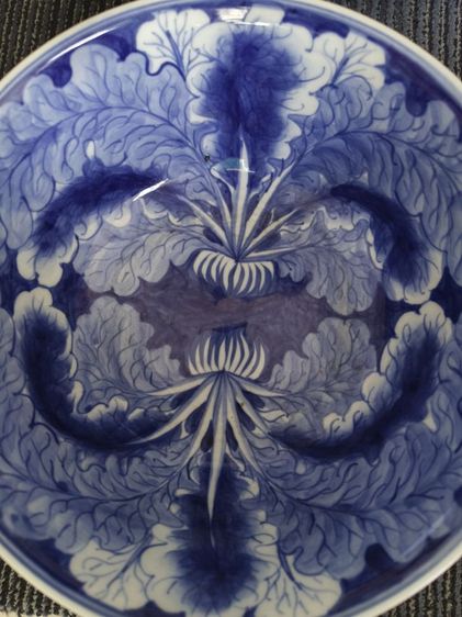 เครื่องลายคราม ชาม และฐานรอง รูปที่ 6