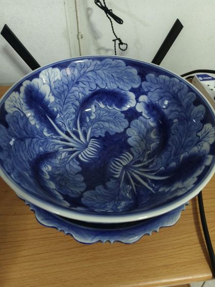 เครื่องลายคราม ชาม และฐานรอง รูปที่ 4