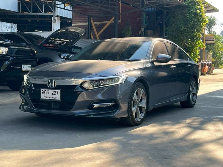 รถ Honda Accord 2.0 Hybrid Tech สี เทา