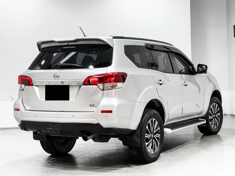 Nissan Terra 2018 2.3 VL Utility-car ดีเซล ไม่ติดแก๊ส เกียร์อัตโนมัติ บรอนซ์เงิน รูปที่ 3