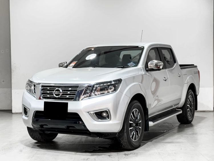 รถ Nissan NP300-NAVARA 2.5 Calibre V สี บรอนซ์เงิน