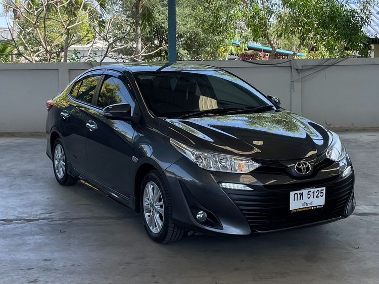 Toyota Yaris ATIV 2018 1.2 E Sedan เบนซิน ไม่ติดแก๊ส เกียร์อัตโนมัติ เทา รูปที่ 3