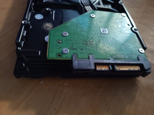 ขาย ฮาร์ดดิส Sata Seagate 1000 gb ใช้งานปกติ สภาพใหม่มาก รูปที่ 3
