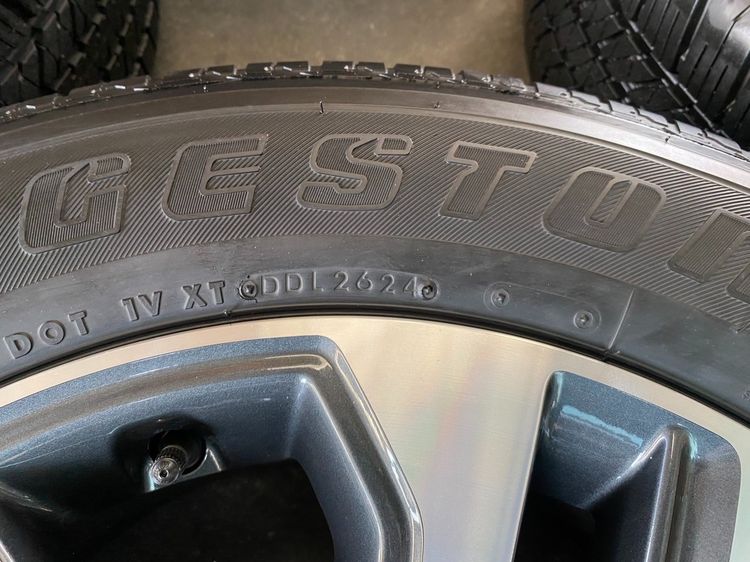 ✨ล้อแม็กพร้อมยางป้ายแดง✨Toyota Fortuner Leader ขอบ 18 เทาหน้าเงา💖สวยกริ๊บ💖 รูปที่ 8