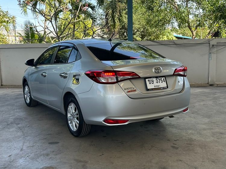 Toyota Yaris ATIV 2019 1.2 E Sedan เบนซิน ไม่ติดแก๊ส เกียร์อัตโนมัติ บรอนซ์เงิน รูปที่ 4