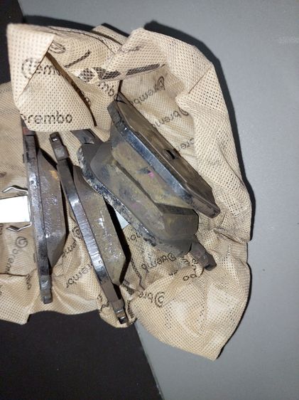 จานเบรคพร้อมผ้าเบรค BMW E60 530i ปี 2005 รูปที่ 12