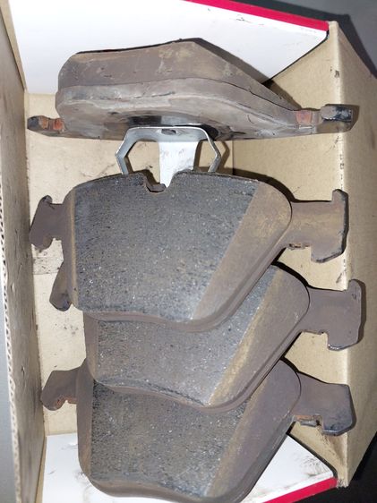 จานเบรคพร้อมผ้าเบรค BMW E60 530i ปี 2005 รูปที่ 9