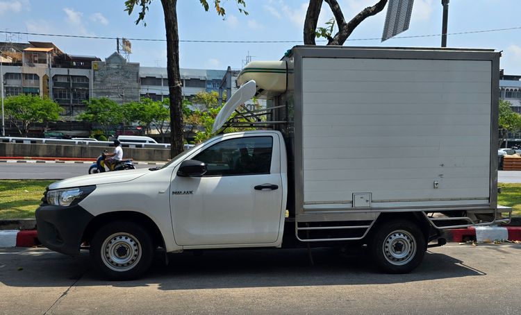 Toyota Hilux Revo 2017 2.4 J Pickup ดีเซล เกียร์ธรรมดา ขาว รูปที่ 4