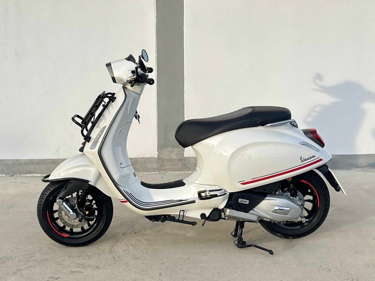 vespa sprint 150 รูปที่ 2