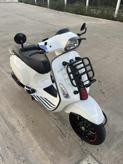 vespa sprint 150 รูปที่ 5