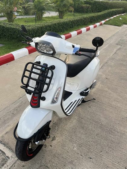 vespa sprint 150 รูปที่ 6