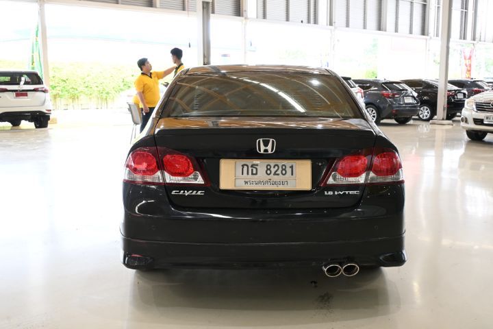 Honda Civic 2011 1.8 S i-VTEC Sedan เบนซิน ไม่ติดแก๊ส เกียร์อัตโนมัติ ขาว รูปที่ 4