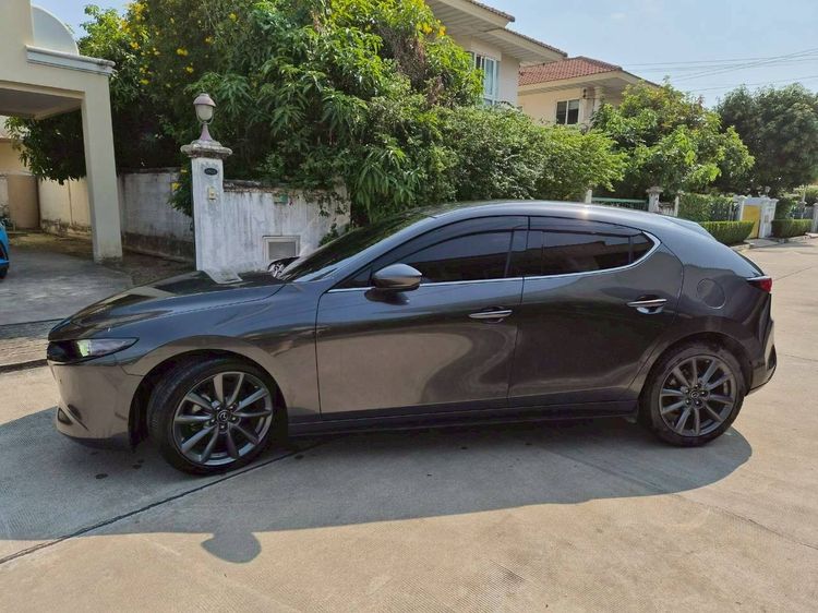 Mazda Mazda3 2020 2.0 SP Sedan เบนซิน ไม่ติดแก๊ส เกียร์อัตโนมัติ ดำ รูปที่ 2