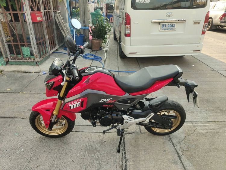 🛵ยังไงก็ขาย MSX125 ปี 59 เครื่องดี สีสวย สตาร์ทมือ(ท่อดัง) รถบ้านพร้อมใช้งาน เปลี่ยนน้ำมันเครื่องฟรี ส่งฟรี30กิโล รูปที่ 2
