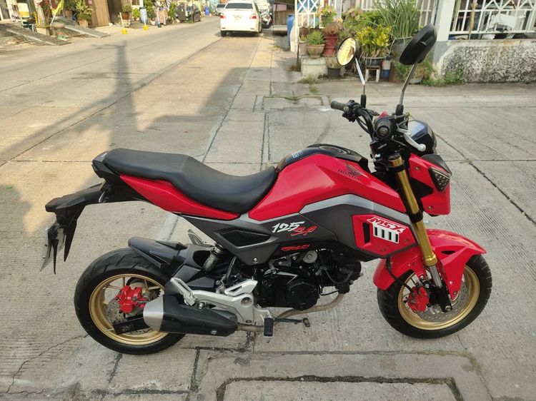 🛵ยังไงก็ขาย MSX125 ปี 59 เครื่องดี สีสวย สตาร์ทมือ(ท่อดัง) รถบ้านพร้อมใช้งาน เปลี่ยนน้ำมันเครื่องฟรี ส่งฟรี30กิโล รูปที่ 3