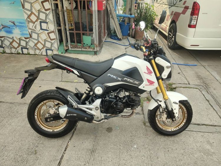 🛵ยังไงก็ขาย MSX125 ปี 58 เครื่องดี สีสวย สตาร์ทมือ(ท่อดัง) รถบ้านพร้อมใช้งาน เปลี่ยนน้ำมันเครื่องฟรี ส่งฟรี30กิโล รูปที่ 3