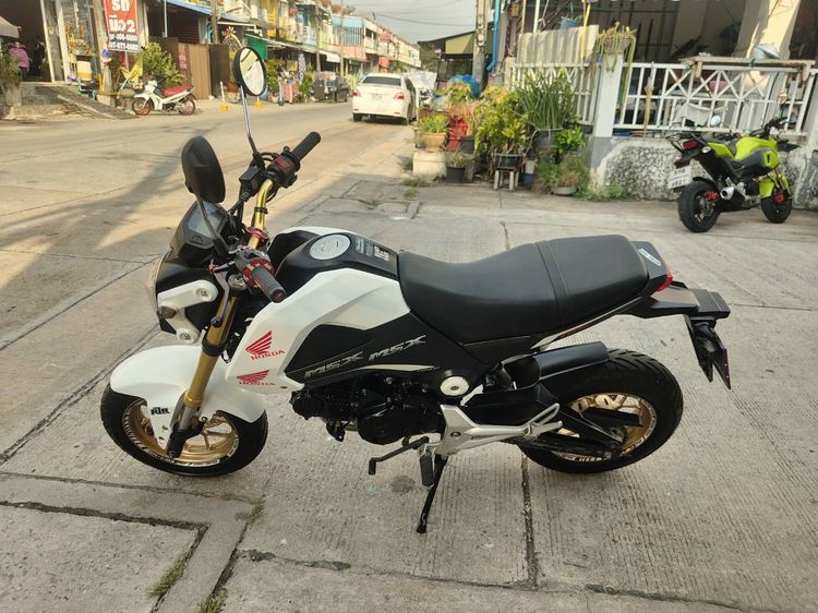 🛵ยังไงก็ขาย MSX125 ปี 58 เครื่องดี สีสวย สตาร์ทมือ(ท่อดัง) รถบ้านพร้อมใช้งาน เปลี่ยนน้ำมันเครื่องฟรี ส่งฟรี30กิโล รูปที่ 2