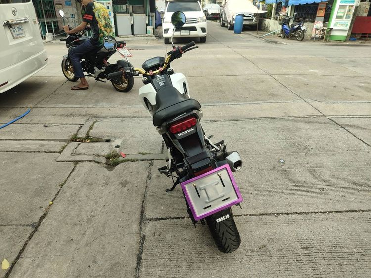🛵ยังไงก็ขาย MSX125 ปี 58 เครื่องดี สีสวย สตาร์ทมือ(ท่อดัง) รถบ้านพร้อมใช้งาน เปลี่ยนน้ำมันเครื่องฟรี ส่งฟรี30กิโล รูปที่ 5