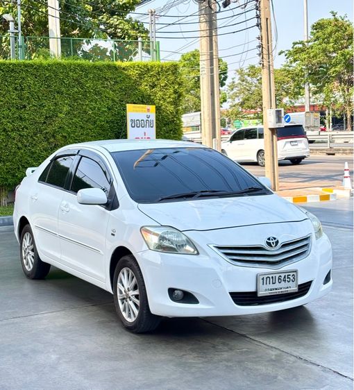 รถ Toyota Vios 1.5 ES สี ขาว
