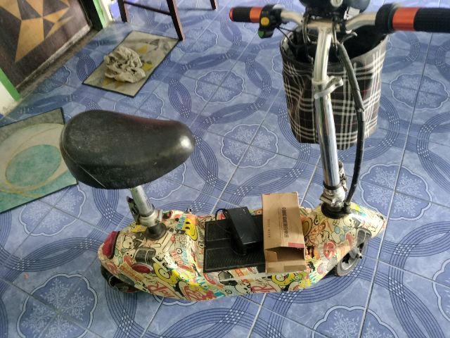 สกรูเตอร์ไฟฟ้า-มือสอง รับน้ำหนักได้ 100 โล