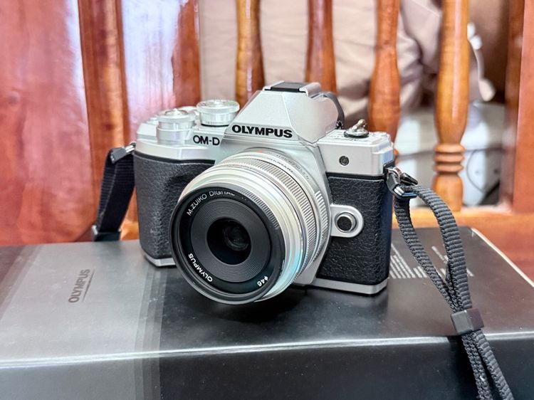Olympus OM-D E-M10 Mark III Silver พร้อม Lens 2 ตัว รูปที่ 6