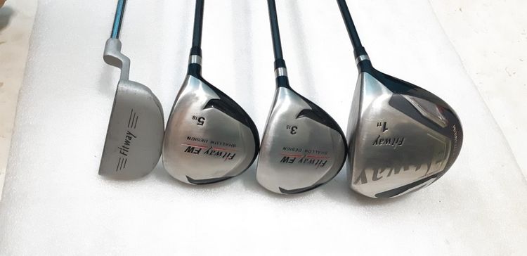 ชุดไม้กอล์ฟครบชุดพร้อมกระเป๋า รูปที่ 3